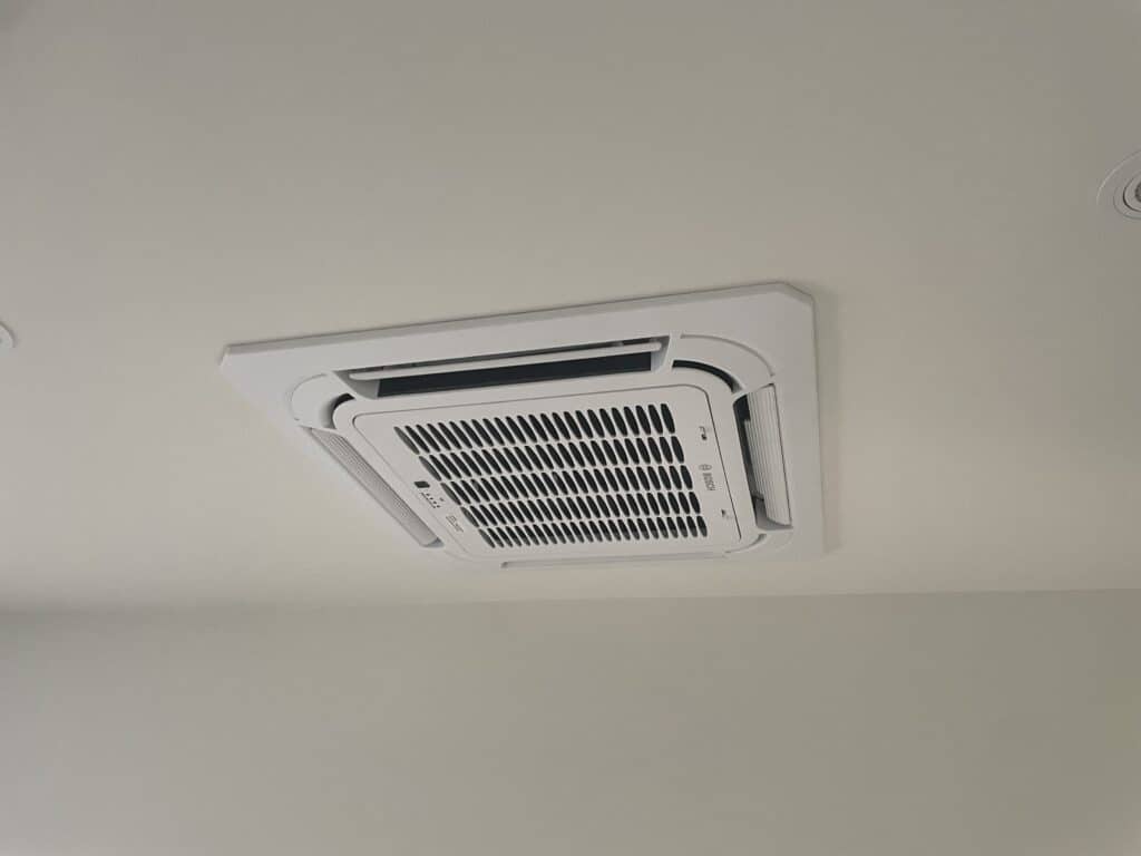 Jan Bornauw - Airco's (5)